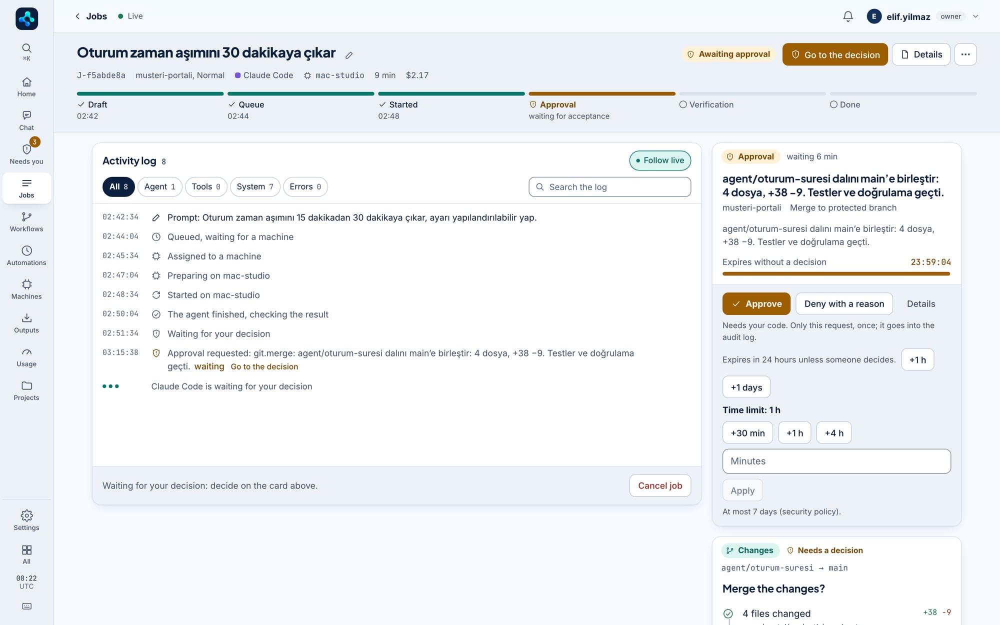 Merge decision: changed files, platform verification, CI checks and the approval card.